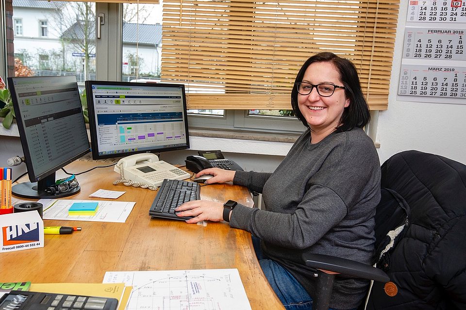 Pracownicy firmy Cremers Galabau korzystają z geoCapture